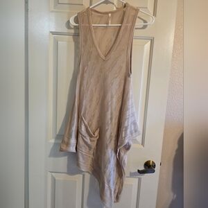 Elegant Beige Sleeveless Tunic Top